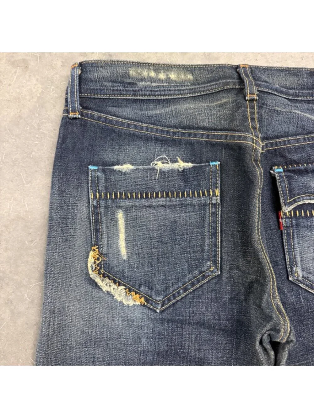 2000's Levi's 705 Selvedge Japanese Denim Jeans